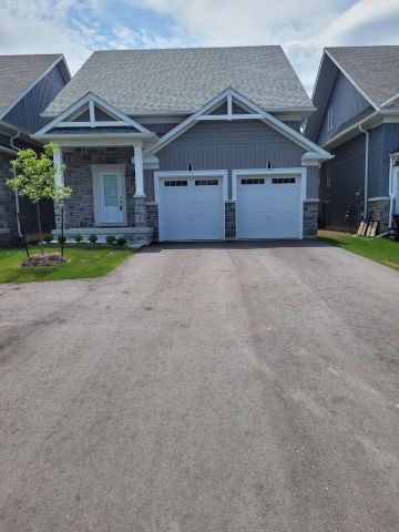 For Lease - 3213 Mosley Street, Wasaga Beach, Ontario - Photo 4