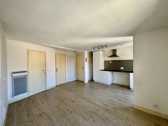 Location appartement 1 pièce, 27.05m², Avignon - Photo 1