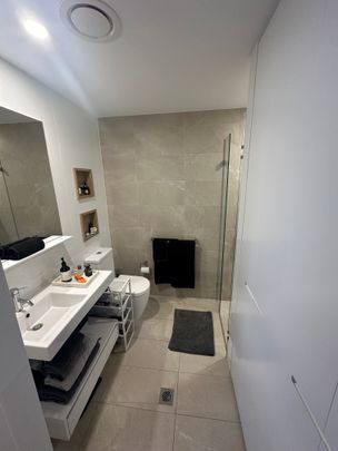 Rosebery - Photo 1