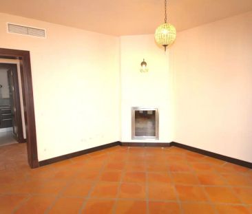 Casa adosada de alquiler en Avenida de Andalucia, 71, Benahavís pueblo - Foto 1