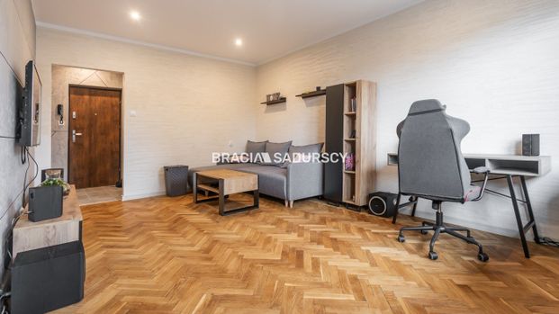 Zadbane mieszkanie z klimatyzacją / od 01.11 - Photo 1