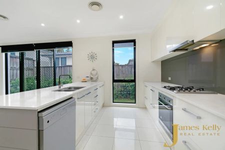 “Spacious And Modern Four Bedroom Home in Private Enclave !!” - Photo 5