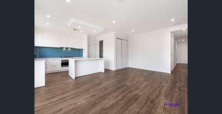 Modern & Well-Presented 3-Bedroom Home - Photo 3