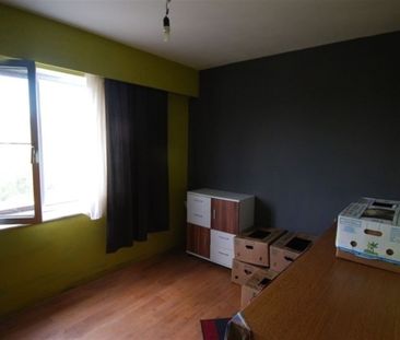 Ruim appartement met 3 slaapkamers en garagebox, gelegen in een rus... - Photo 4