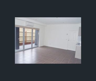 5/34 Waiora Road, Rosanna, Vic 3084 - Photo 3