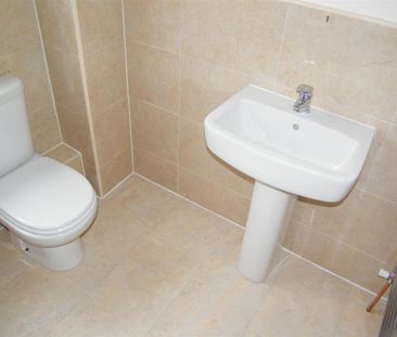 5 bedroom detached house to rent - Photo 6