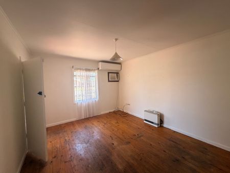 To register & apply for this property, please use this link: https://snug. com/ - Photo 2