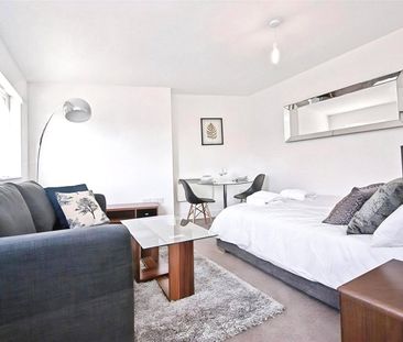 Warple Way, Acton, London, W3 0BD - Photo 3