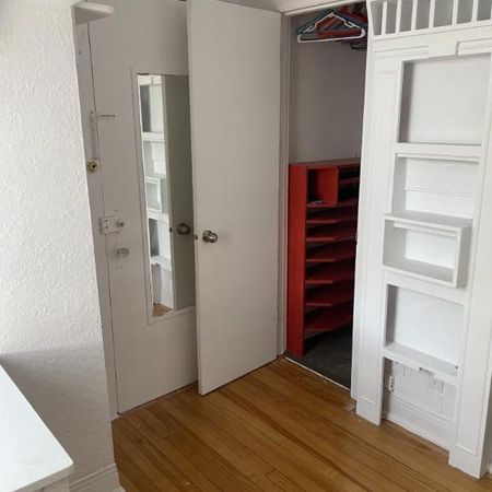 1 1/2 - Montréal (Le Plateau Mont-Royal) - 900 $/mois - Photo 4