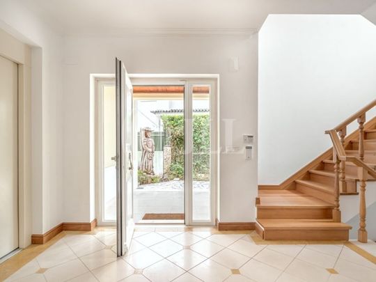 3 room luxury House for rent in Estoril, Cascais, Lisbon - Photo 1