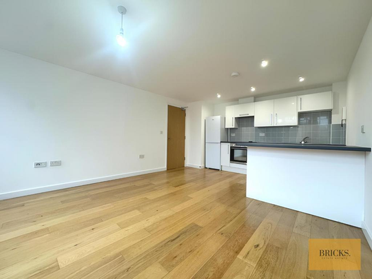 1 bedroom flat to rent - Photo 1