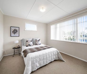 Beach Life 3 bedroom Home in Mount Maunganui - Photo 6