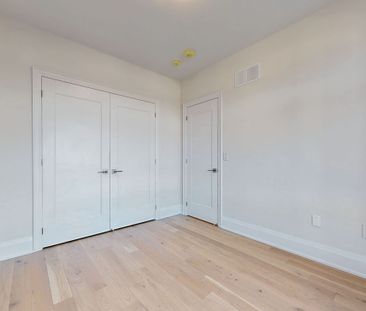 For Lease - 33 Schmeltzer Crescent, Richmond Hill, Ontario - Photo 3