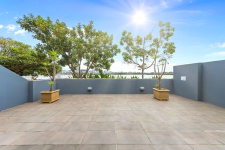 Waterfront Townhome - Photo 2