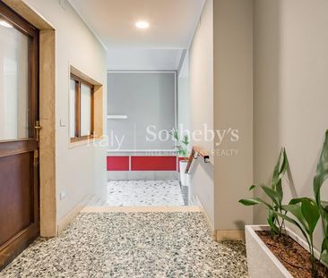 Attico arredato con terrazzo in zona Sant'Agostino - Photo 5