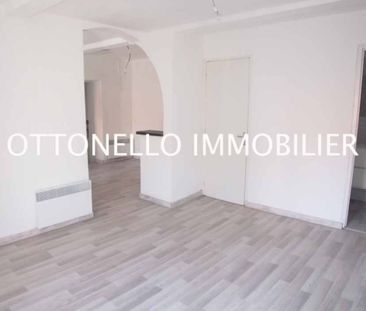 Appartement 33 m2 - 2ème étage ROQUEBRUNE SUR ARGENS - Photo 6