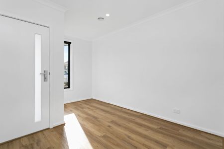 Modern Living at Its Best! - Photo 3