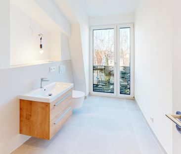 Helle 3-Zimmer-Dachgeschosswohnung mit exklusiver Ausstattung, zwei... - Foto 2