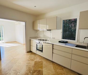 La Chevalière - Maison climatisée T6 de 140m² avec jardin - Photo 4