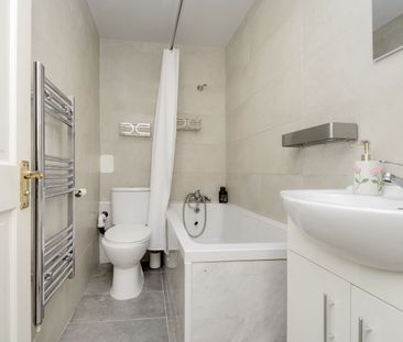 Gatliff Close, SW1W, Ebury Bridge Road - Photo 5