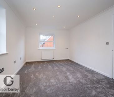 Windsor Park Gardens, Norwich, Norfolk - Photo 3