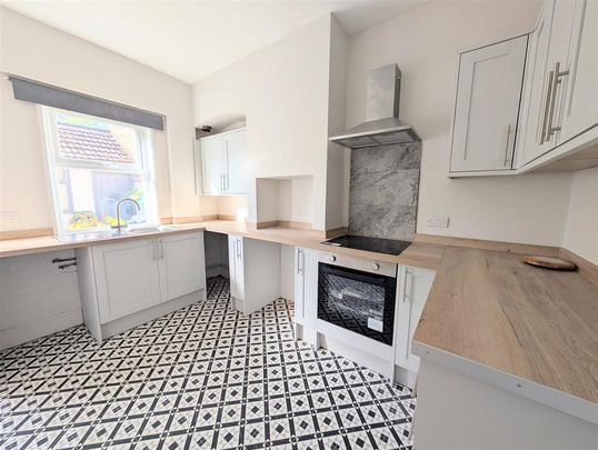 3 bedroom apartment to rent - Photo 1