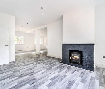 3 bedroom semi-detached house to rent - Photo 4