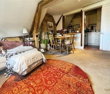 3 bedroom flat to rent - Photo 2