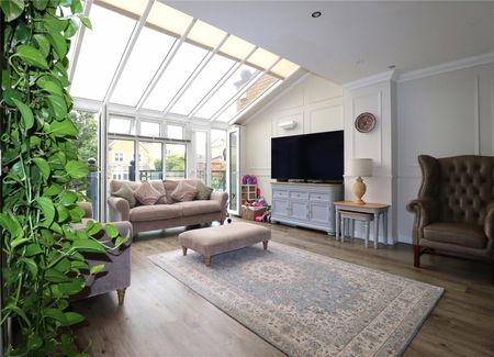 Kingfisher Drive, Greenhithe, Kent, DA9 9RS - Photo 5