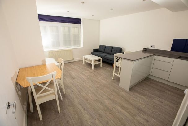 2 bedroom apartment to rent - Photo 1