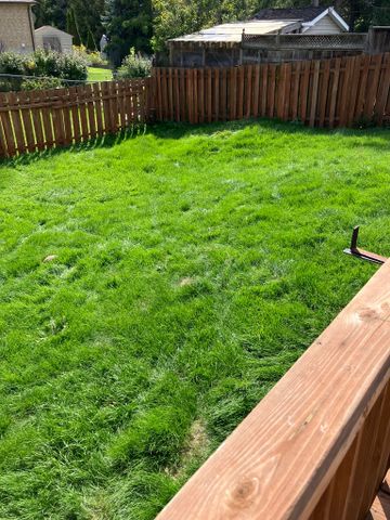 For Lease - 88 KULPIN Avenue Unit# MAIN FLR, Bradford West Gwillimbury, Ontario - Photo 2