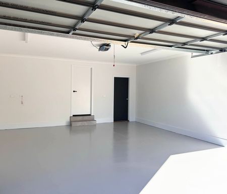 Brand-New Designer Townhouse in Prime Mount Evelyn Location - Photo 4