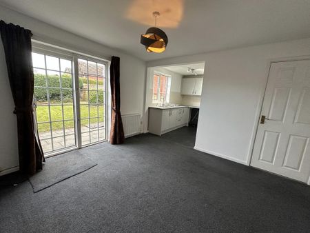 3 bedroom semi-detached house to rent - Photo 4