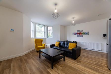 2 bedroom apartment to rent - Photo 4