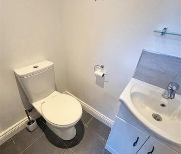 3 bedroom terraced house to rent - Photo 6