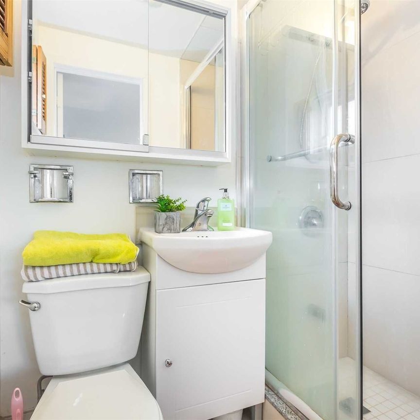 For Lease - 1232 Huntingwood Drive Unit# Upper, Toronto, Ontario - Photo 1