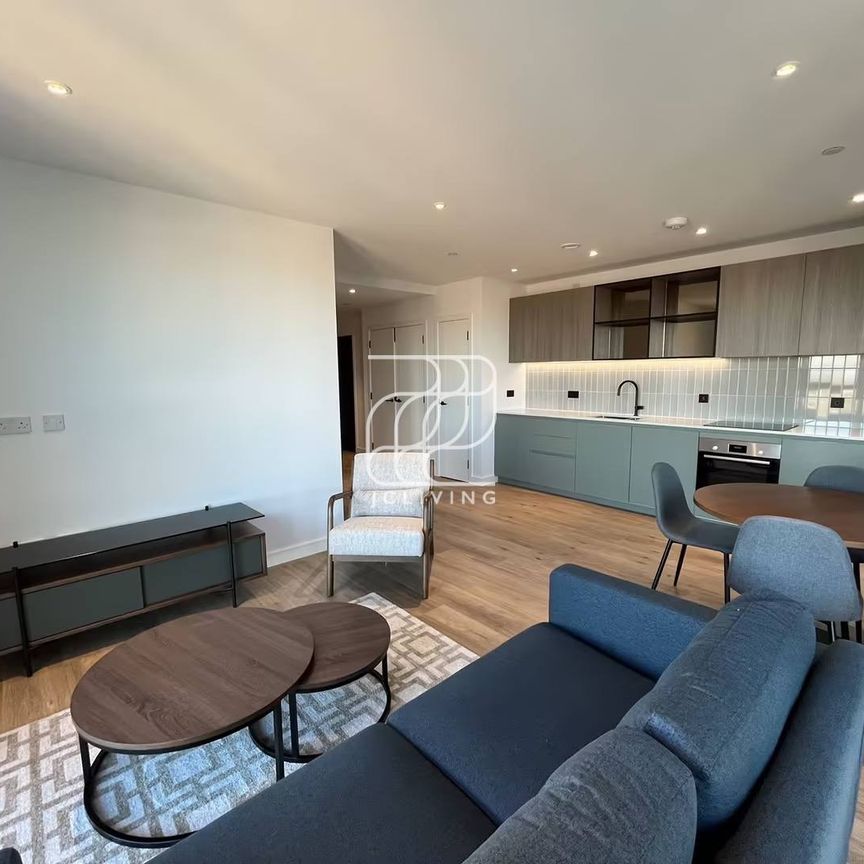 Iris House, 2 Cedrus Avenue, Southall, The Green Quarter - Photo 1