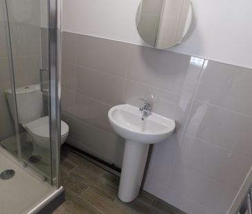 25 Ashleigh Drive - 4 en-suites & Golden StableLoughborough - Photo 4