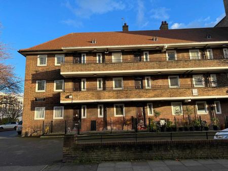 4 bedroom flat to rent - Photo 3