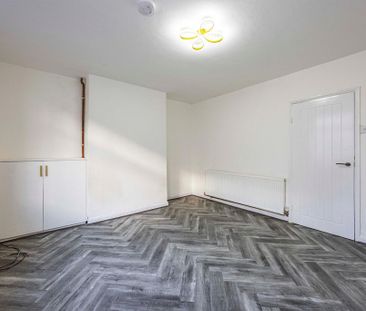 2 bedroom house to rent - Photo 3