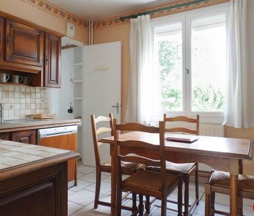 Appartement à louer 5 pièces • Tassin-la-Demi-Lune - Photo 2