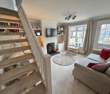 3 bedroom end of terrace house to rent - Photo 1