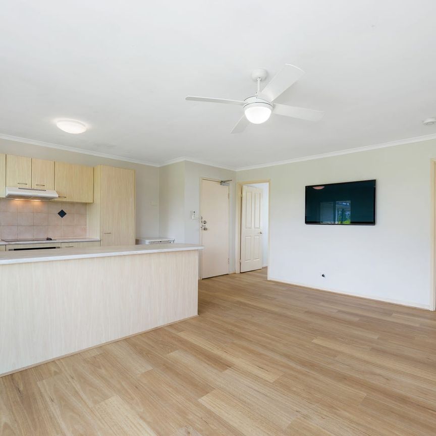 Modern Secure Apartment Overlooking Parkland - Photo 1