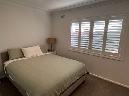 Tamworth Furnished Accommodation - East Tamworth - Photo 3