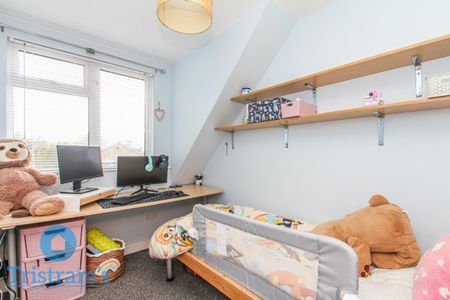 3 bed Semi-Detached House for Rent - Photo 4