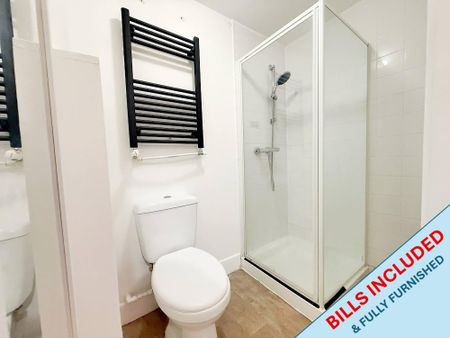 Studio to rent - Photo 3