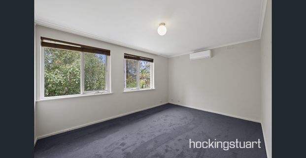 Ultra Convenient First Floor Apartment With Bonus Courtyard Space - Photo 1