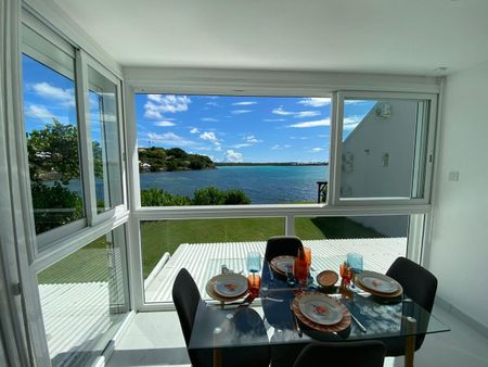 STUDIO MEUBLE - 25 M2 BAS DU FORT - Photo 3