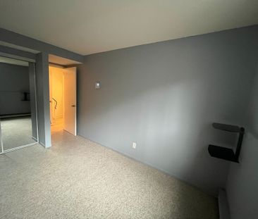For Lease - 2 Fenerty Crescent Unit# 120, Kanata, Ontario - Photo 4