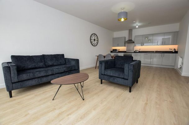 2 bedroom flat to rent - Photo 1
